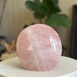 Rose Quartz Rounded Crystal Freeform